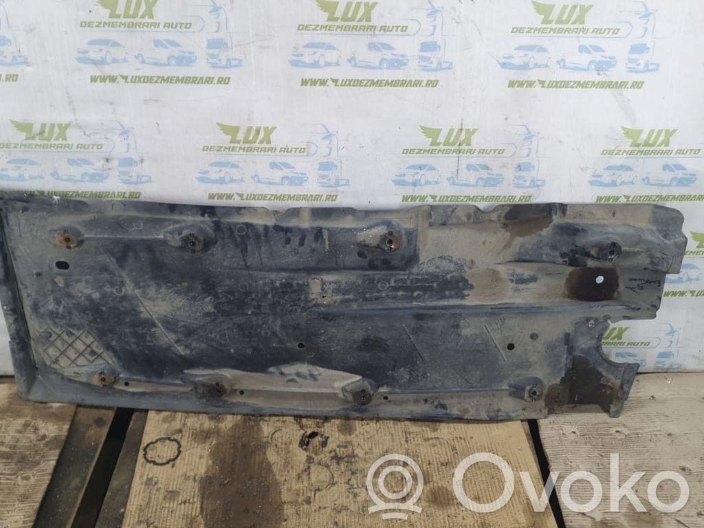 Volkswagen Golf VI Protecție inferioară motor 
