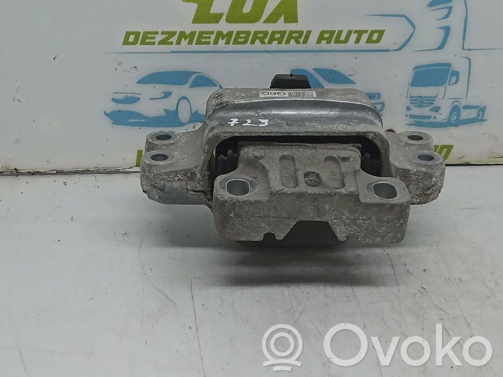 Volkswagen Golf VI Supporto di montaggio del motore