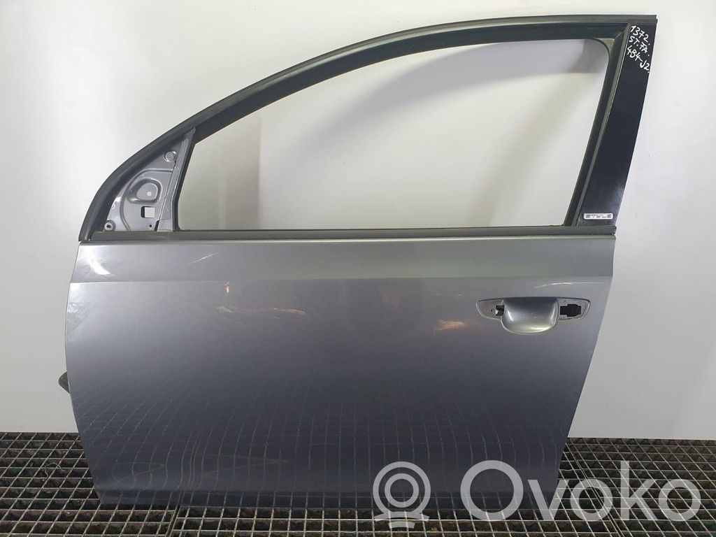 Volkswagen Golf VI Puerta delantera 