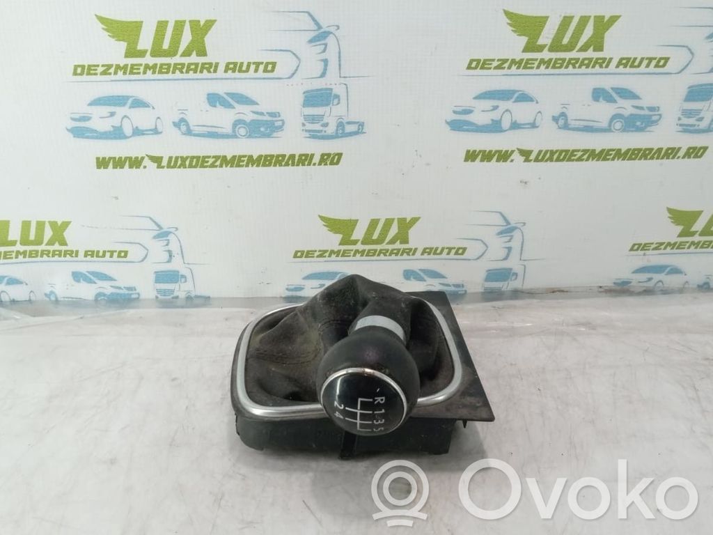 Volkswagen Jetta VI Buton/manșon piele manetă schimbător viteze 