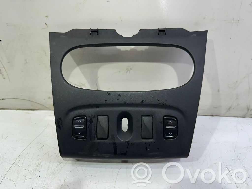 Dacia Logan II Dashboard trim 