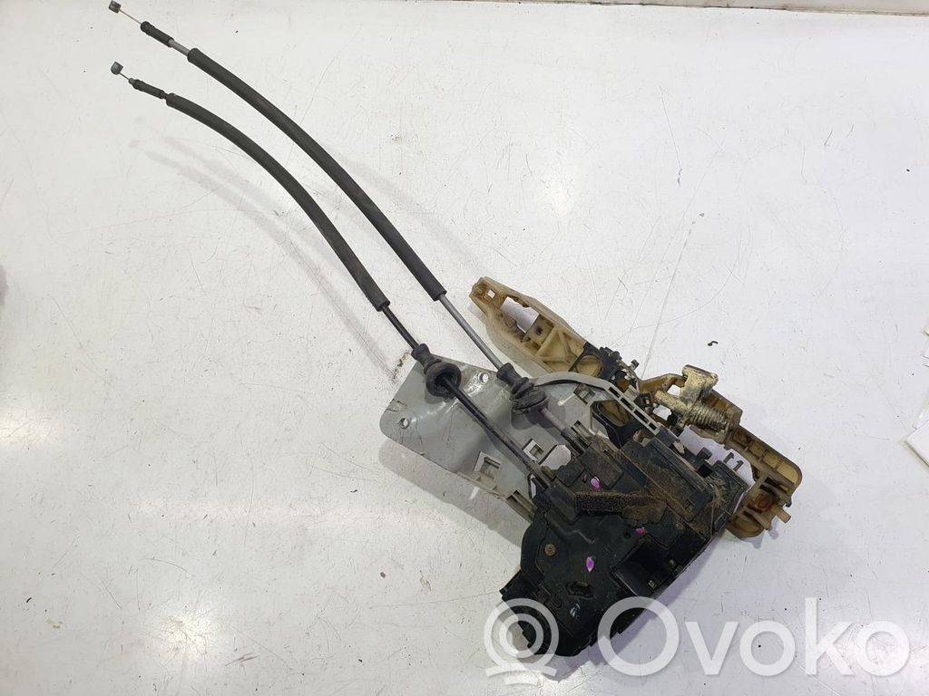 Etuoven lukko   813202B030