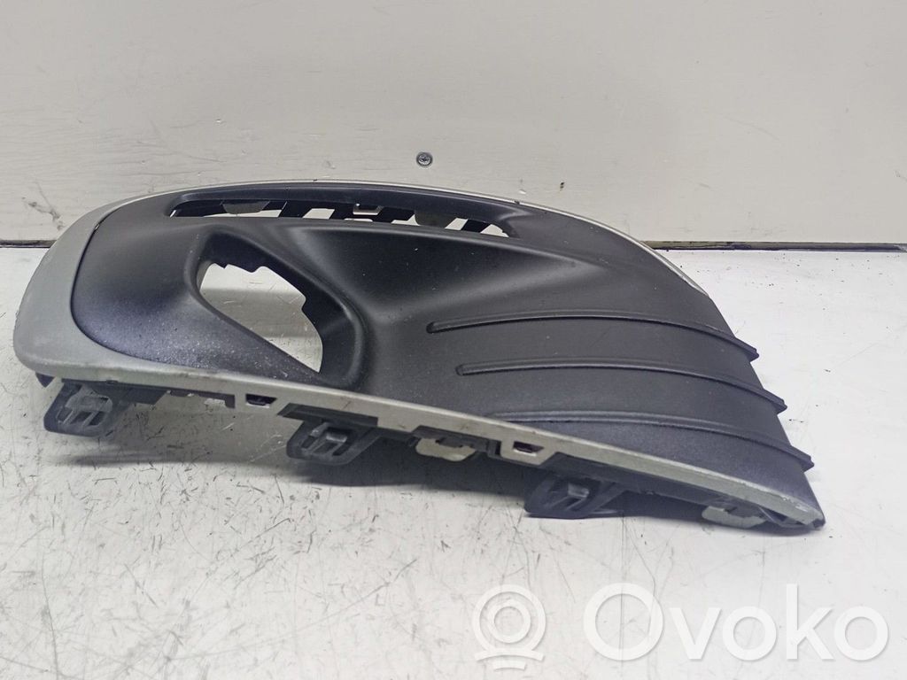 Citroen C-Elysée Moldura/rejilla de la luz antiniebla delantera 