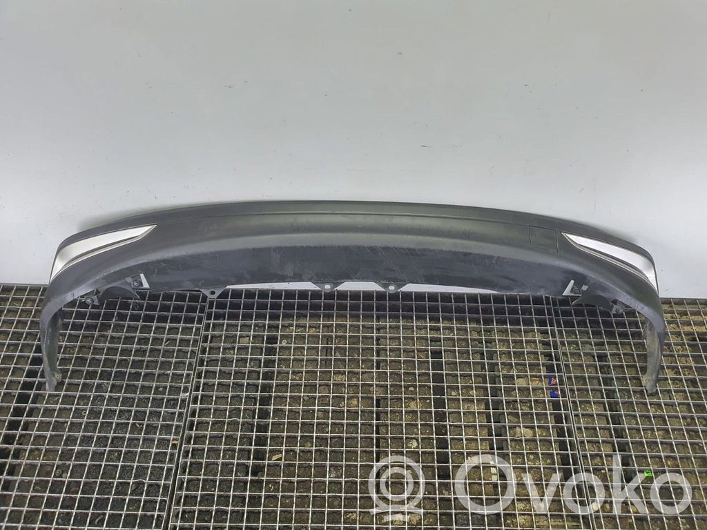 Lexus IS IV XE40 Moldura embellecedora de la barra del amortiguador trasero 