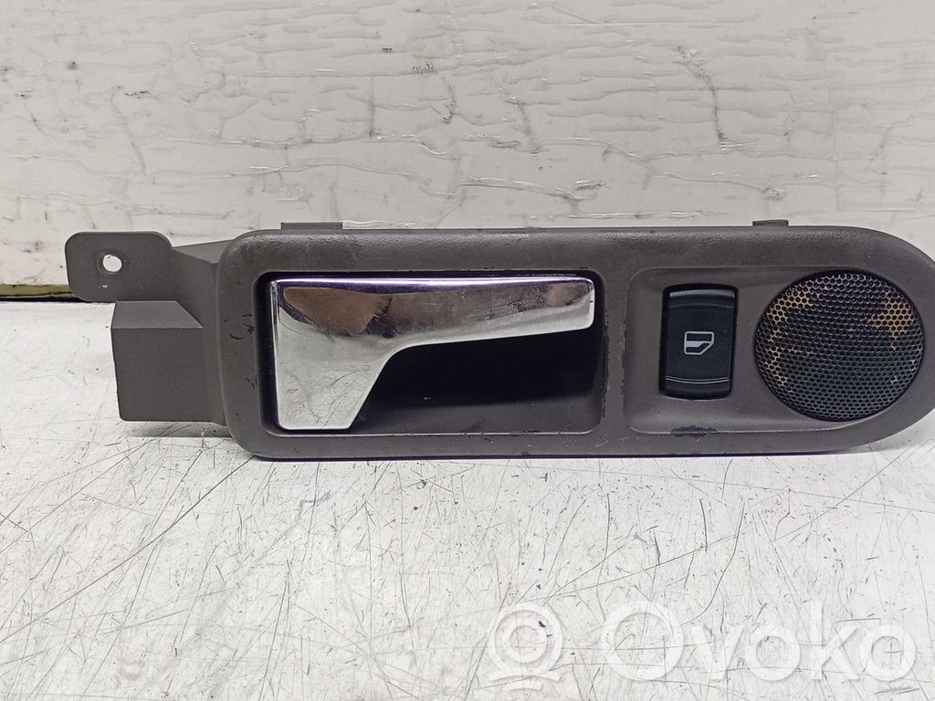 Manecilla interna puerta trasera   3B0839114
