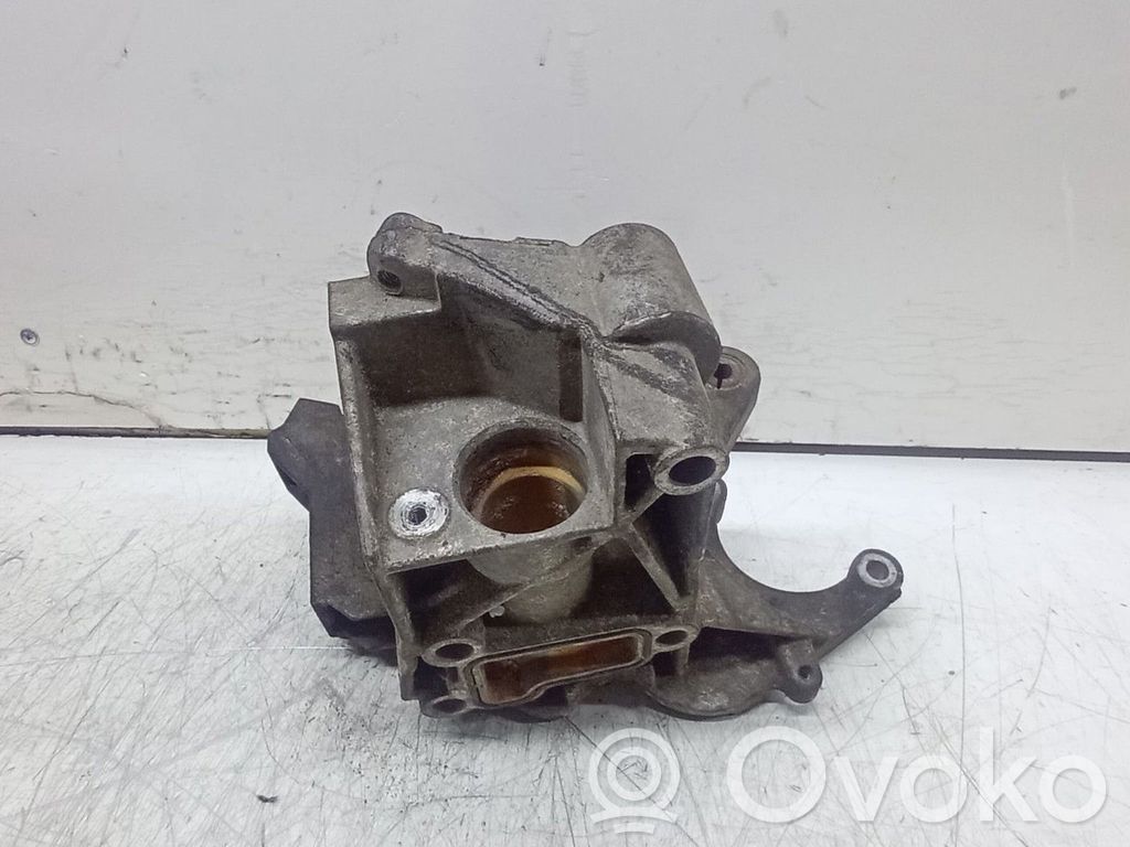 Volkswagen Touareg I Halterung Lager Motor 