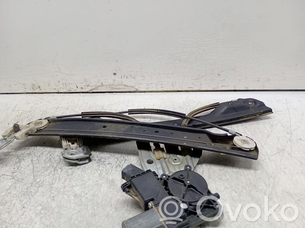 Opel Meriva B Alzacristalli della portiera anteriore con motorino 