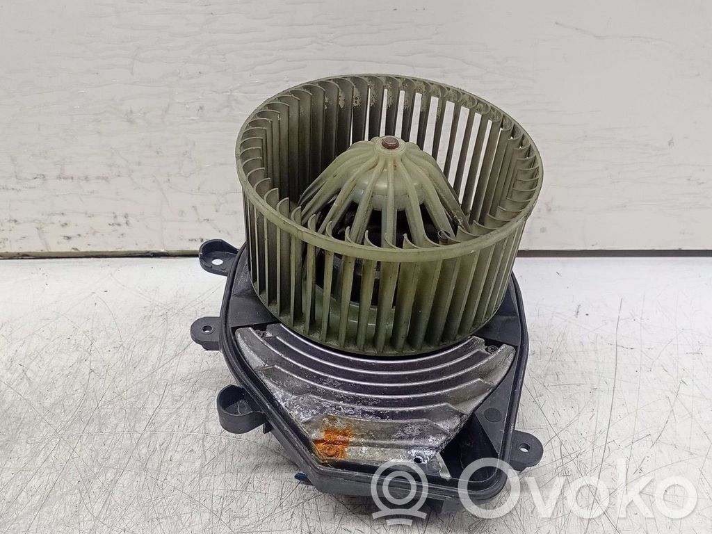 Volkswagen PASSAT B5.5 Motorino ventola riscaldamento/resistenza ventola 