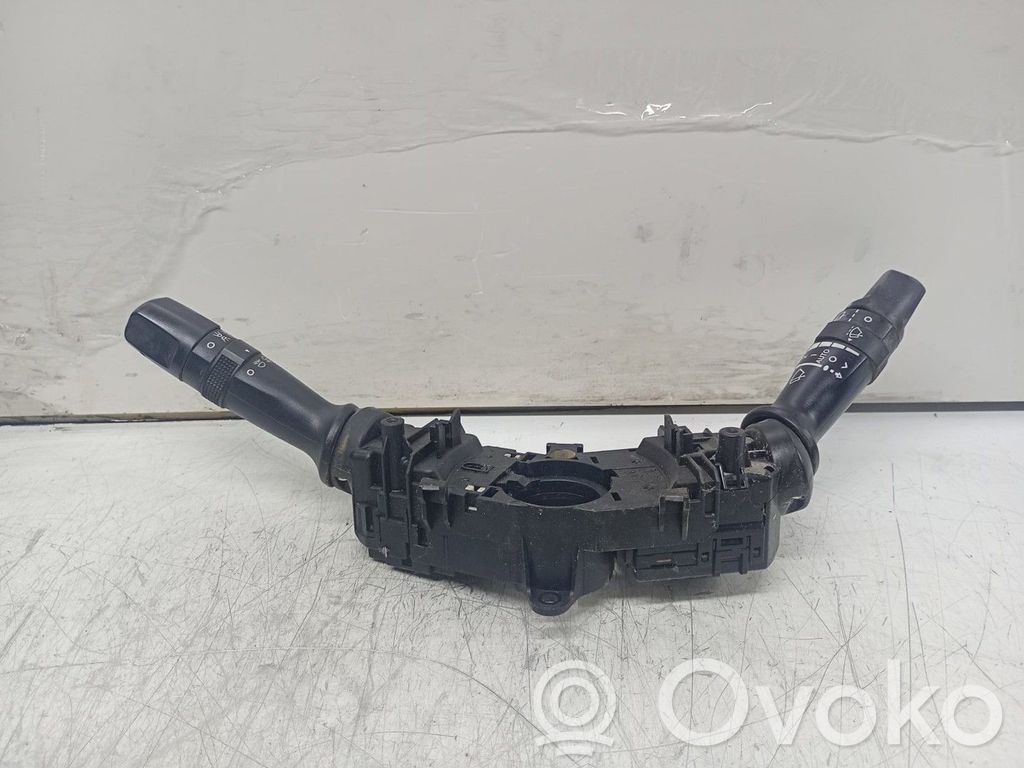 KIA Sportage Pulsanti/interruttori sul volante 