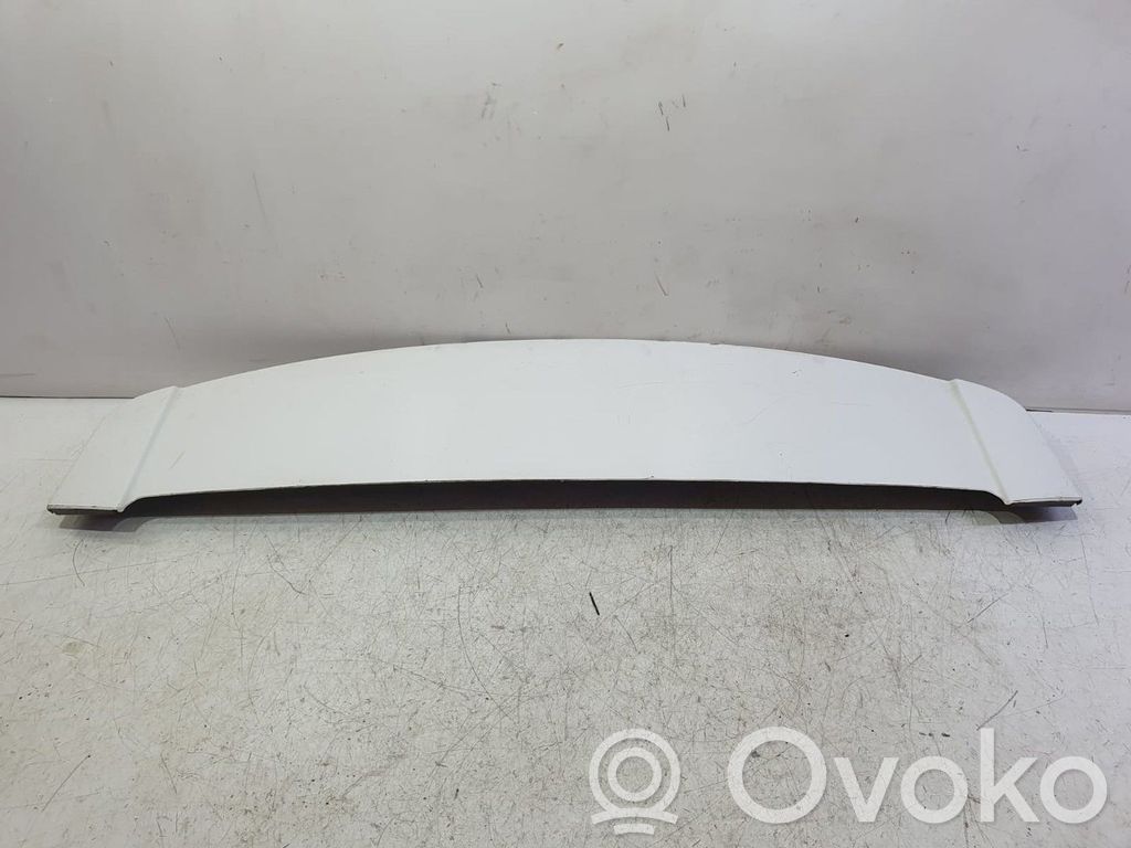 Takaluukun/tavaratilan spoileri   DX30739