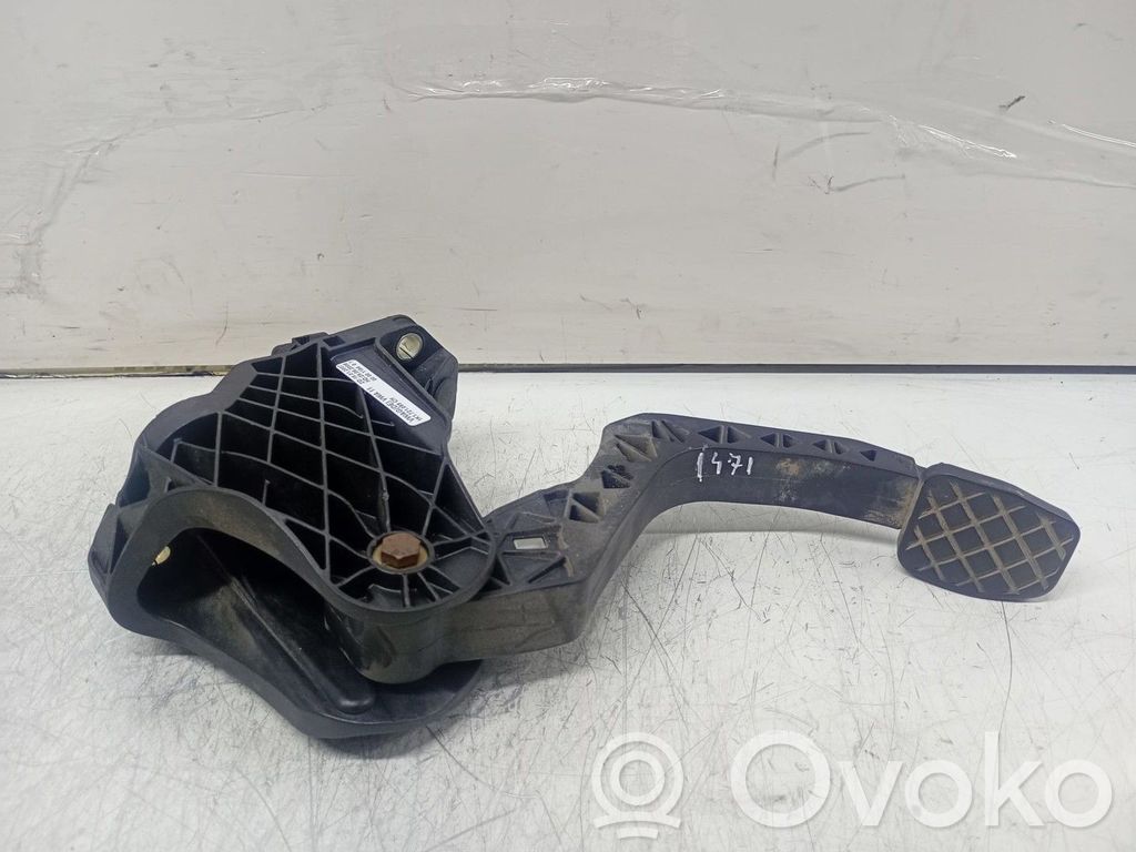 Volkswagen Golf VI Pedale della frizione