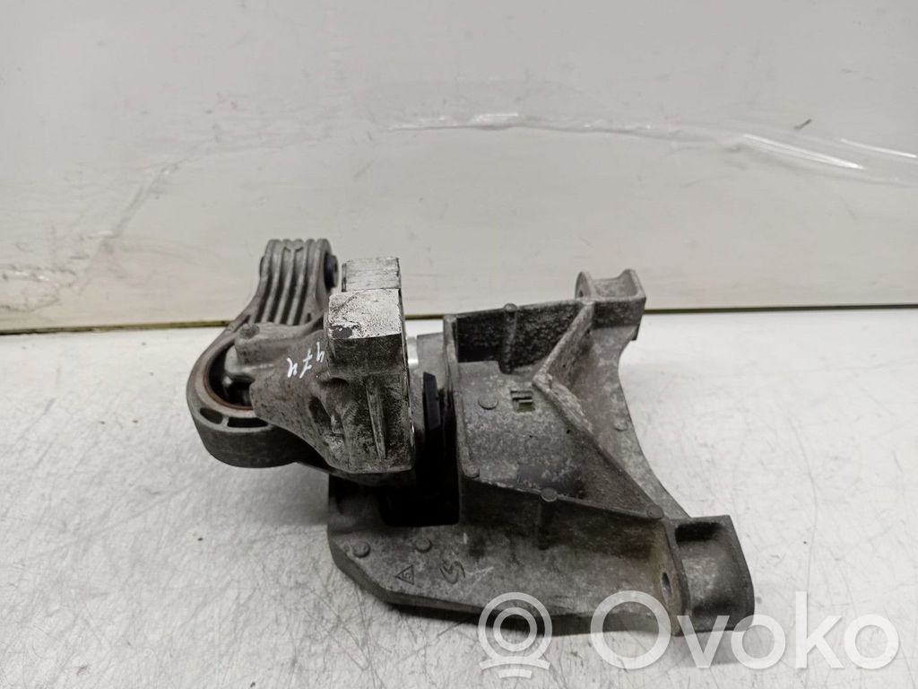 Citroen C4 II Picasso Engine mounting bracket 