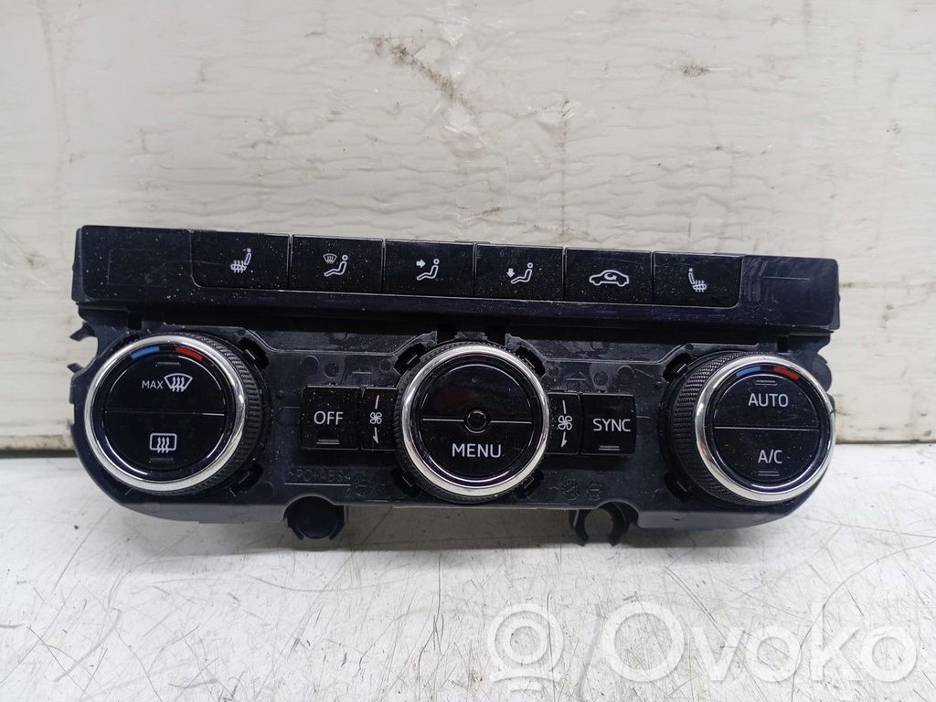Skoda Karoq Przycisk / Włącznik klimatyzacji A/C 
