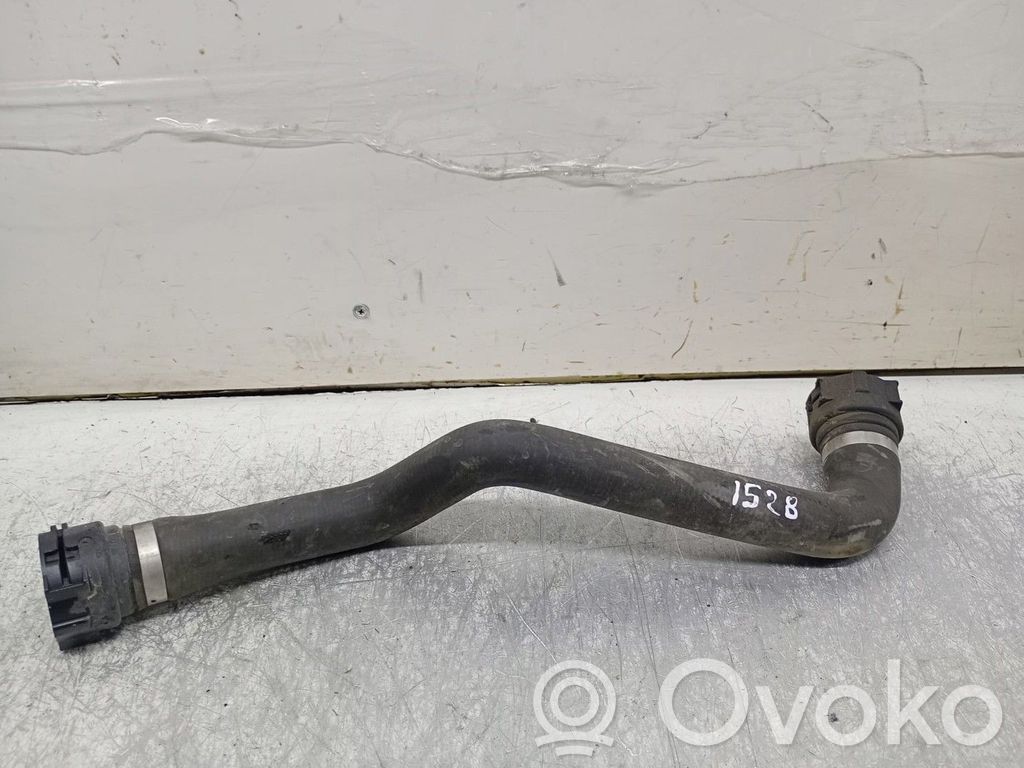BMW 1 F20 F21 Conductă/furtun lichid de răcire motor 