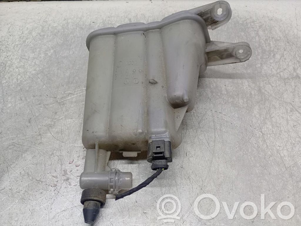 Audi A4 S4 B8 8K Serbatoio di compensazione del liquido refrigerante/vaschetta