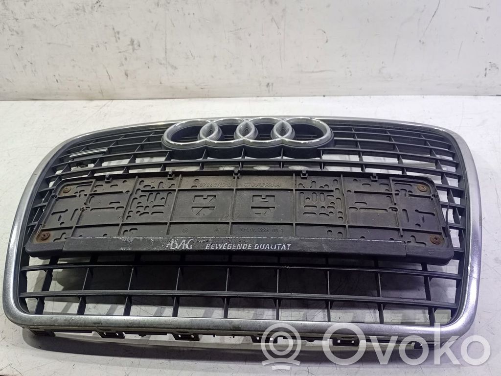 Audi A6 S6 C6 4F Unteres Gitter dreiteilig vorne