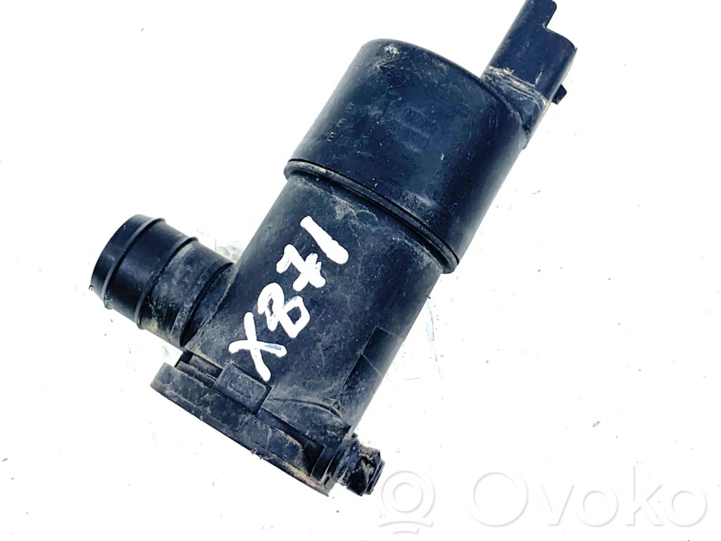 Opel Corsa F Headlight washer pump 
