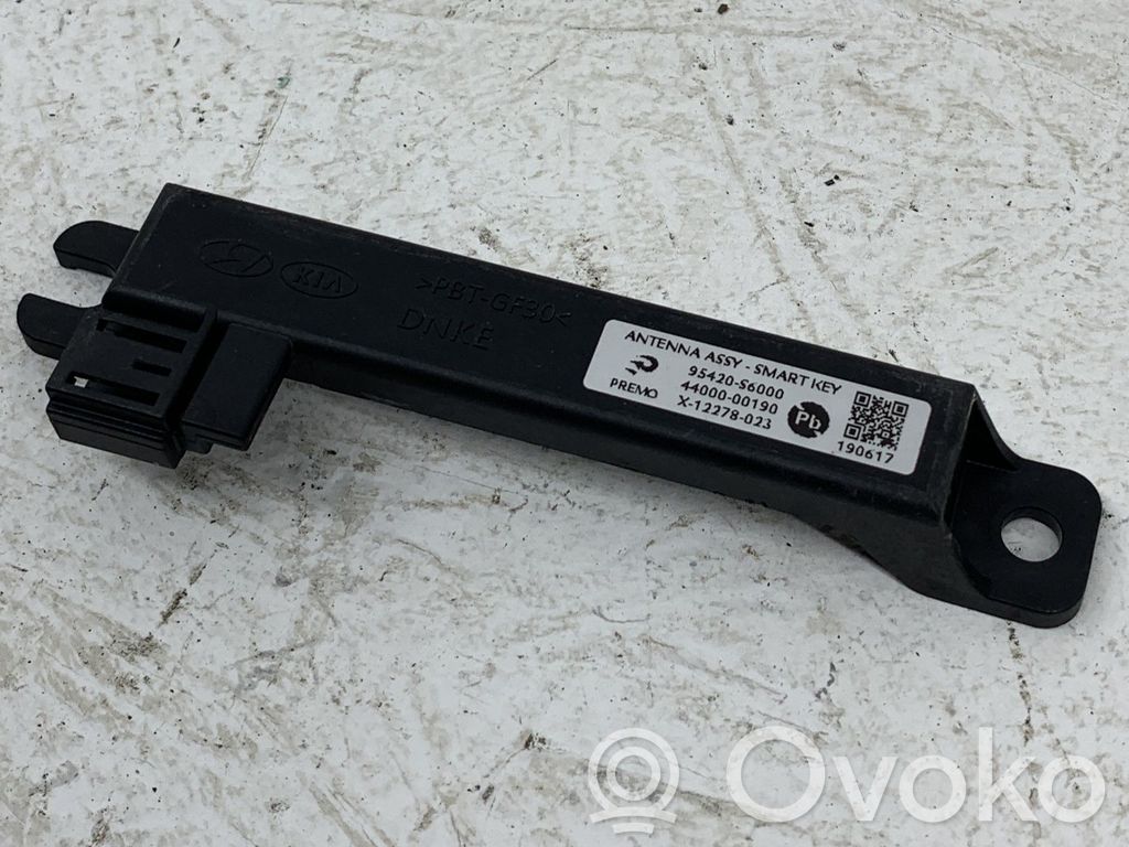 KIA Ceed Antenne GPS 