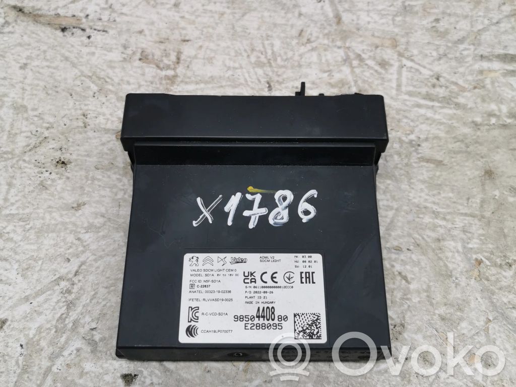 Opel Astra L Module d'éclairage LCM 