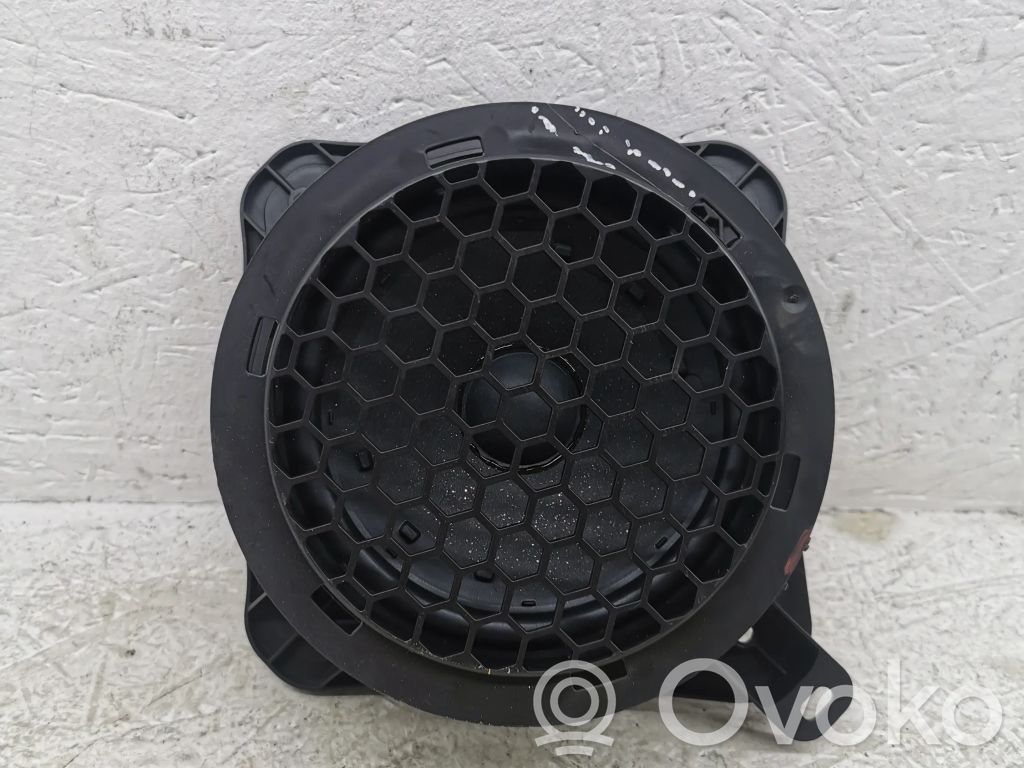 Opel Astra L Altavoz de alta frecuencia en la puerta delantera 