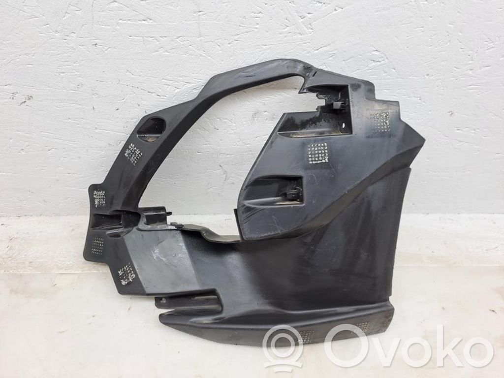 Ford Focus Fog light bracket 