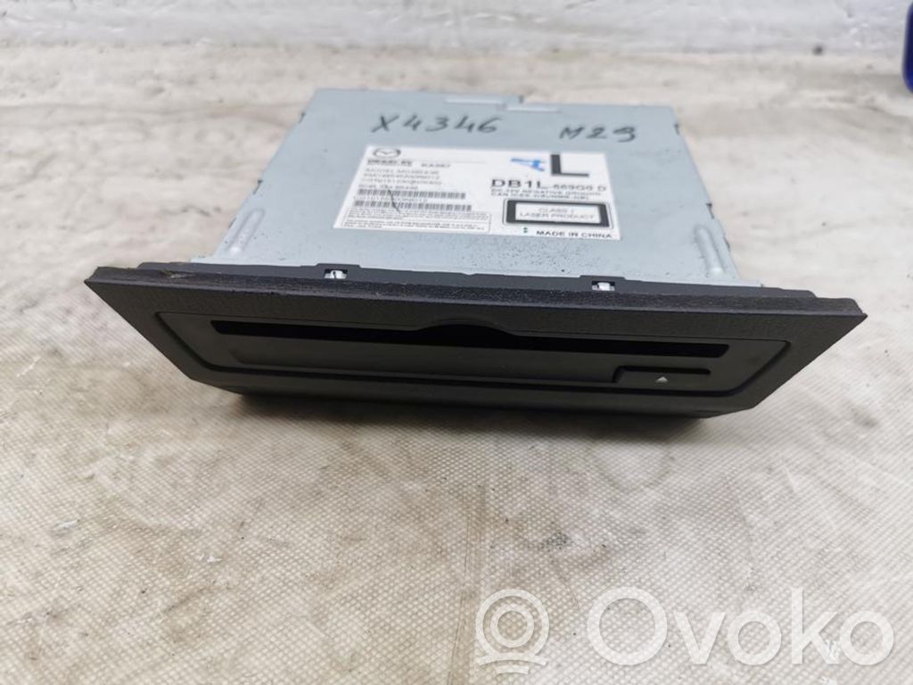 Mazda CX-3 Radio/CD/DVD/GPS head unit 