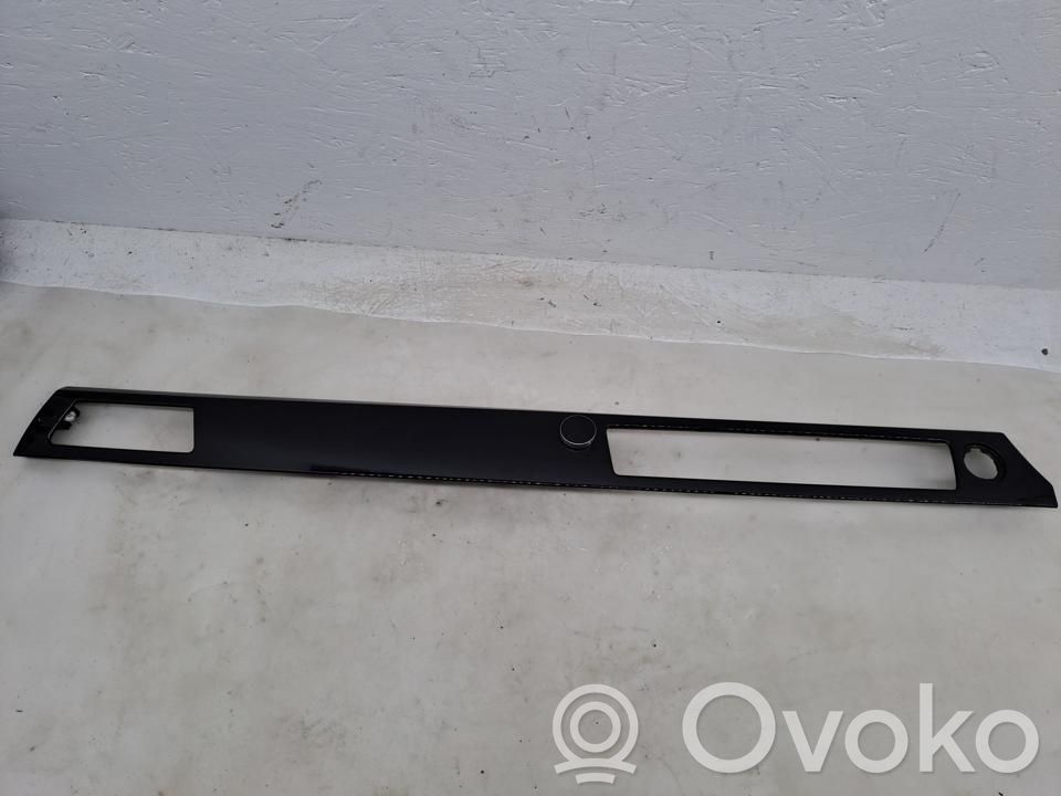 BMW 3 E92 E93 Dekoratyvinė apdailos juostelė 
