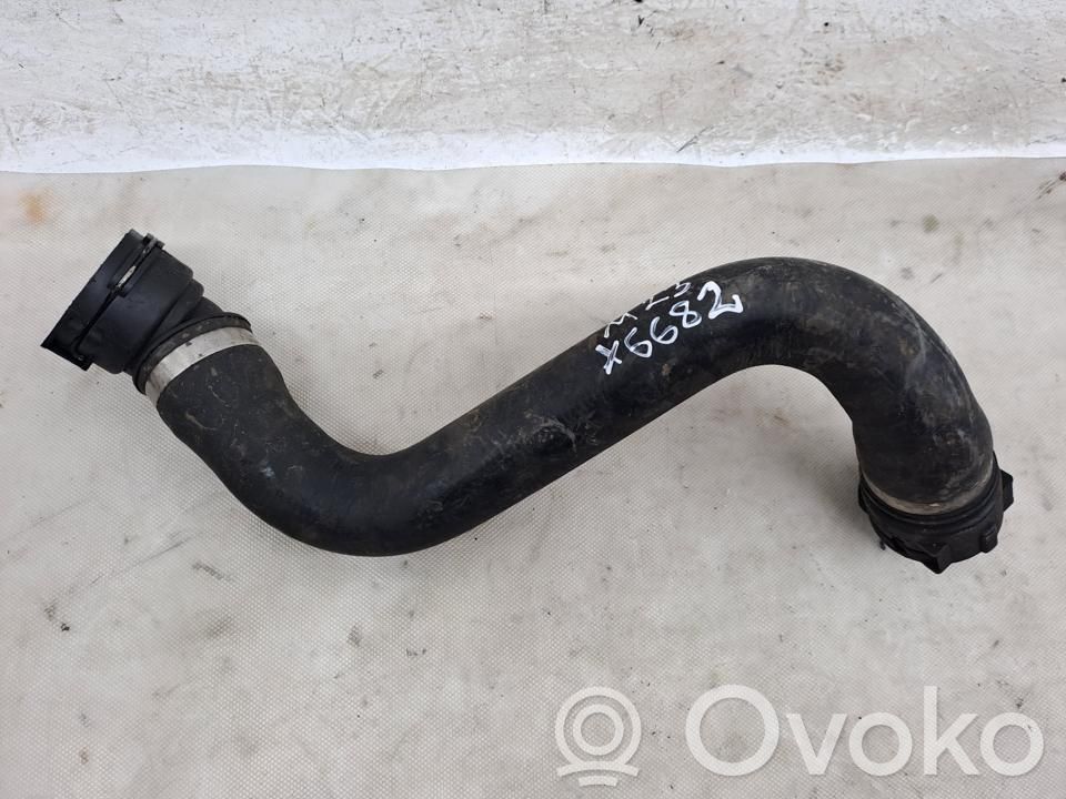 BMW 3 E92 E93 Moottorin vesijäähdytyksen putki/letku 