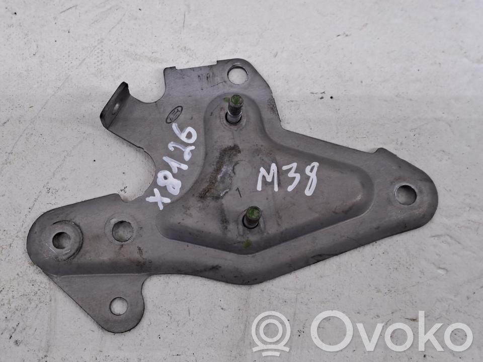 Other engine bay part   X8126
