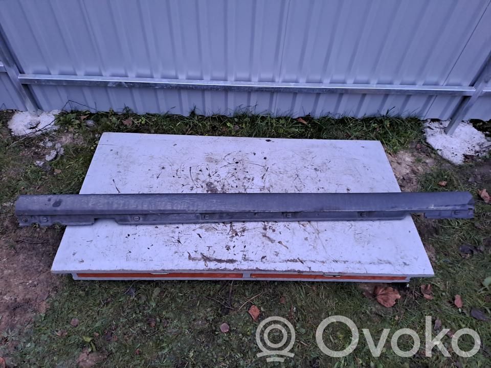 Ford Focus Front sill (body part) 