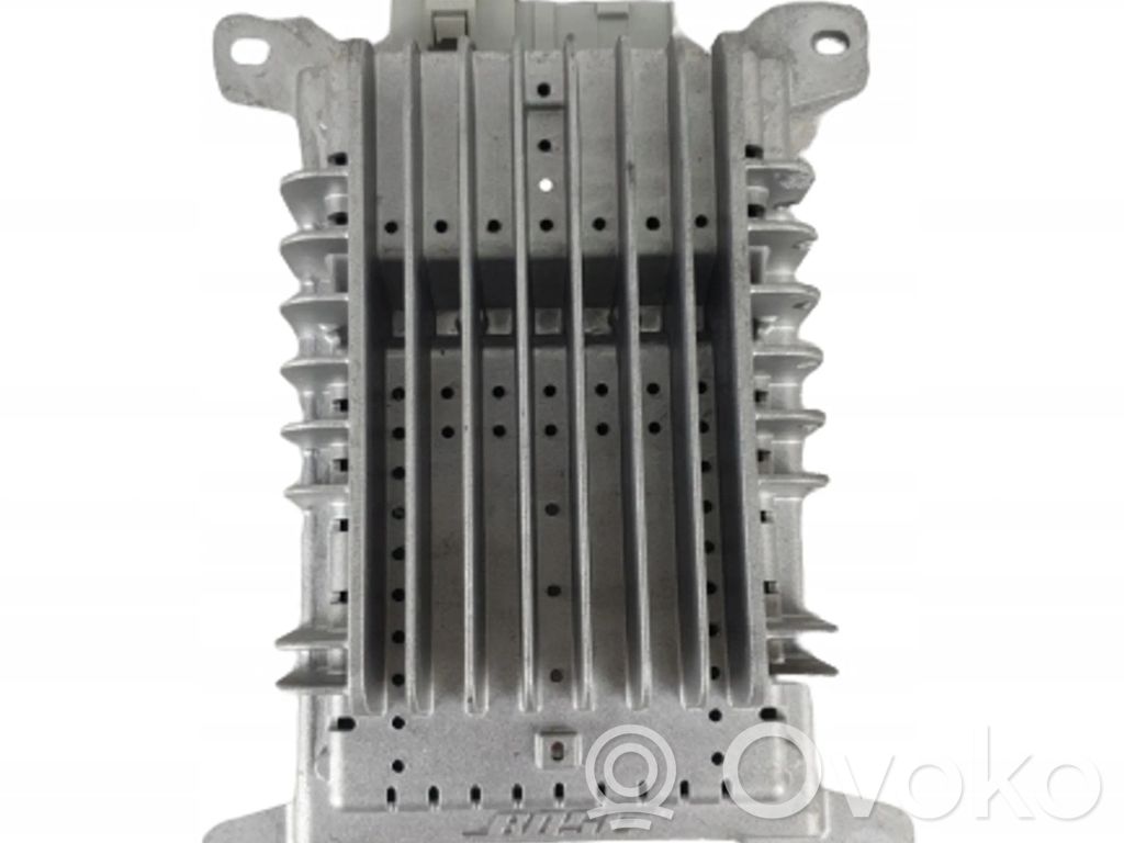 Cadillac BLS Vahvistin 