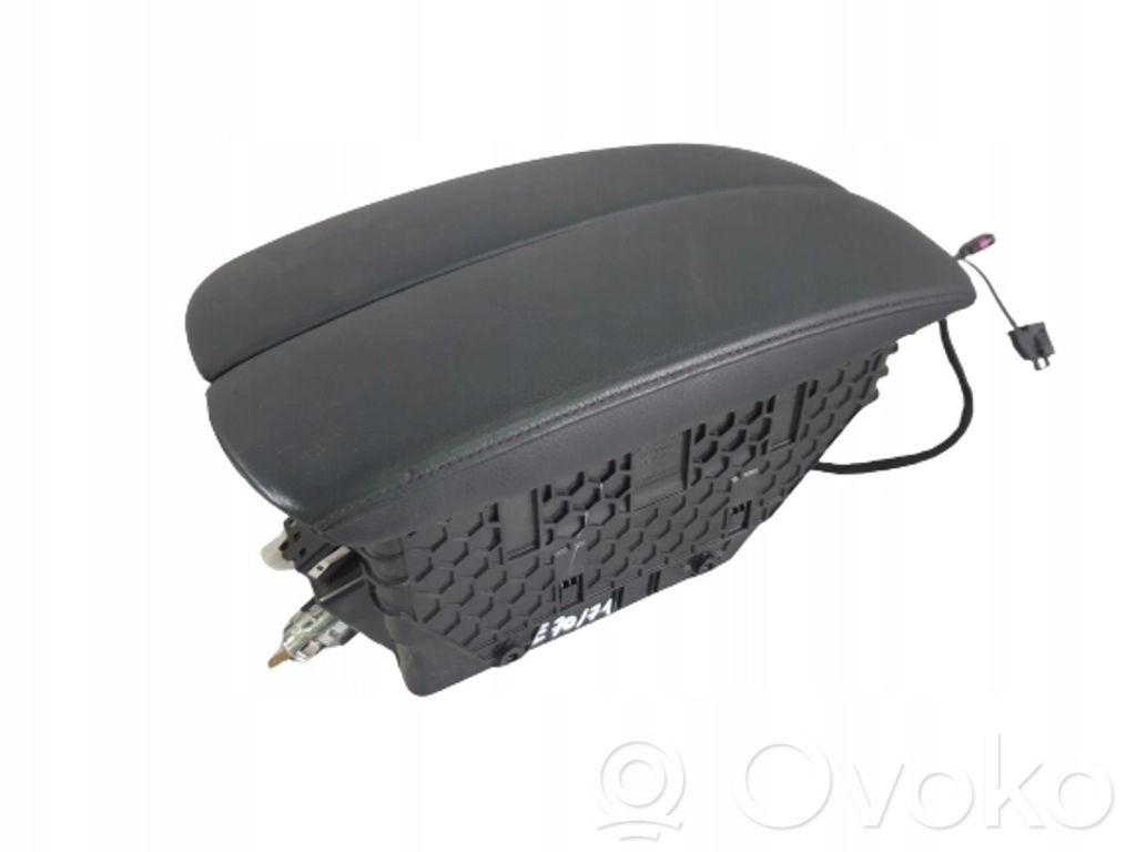 Armrest   51169115084