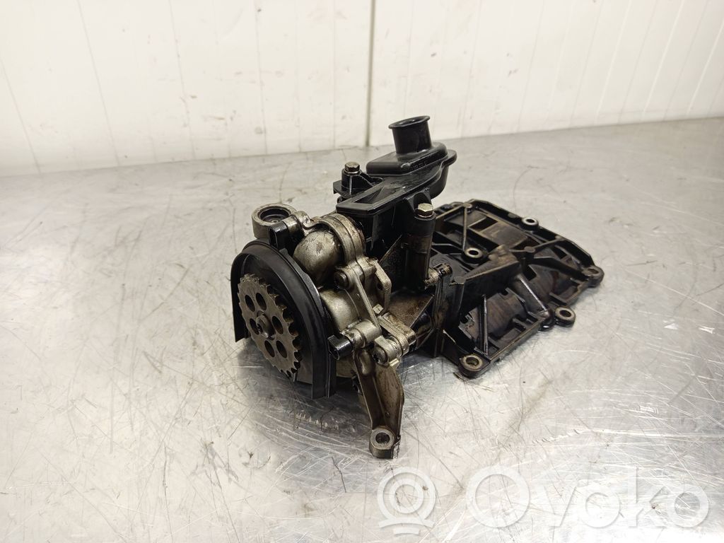 BMW 1 E81 E87 Eļļas sūknis 