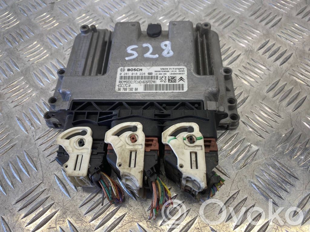 Ford Focus Unitate/modul de control motor 