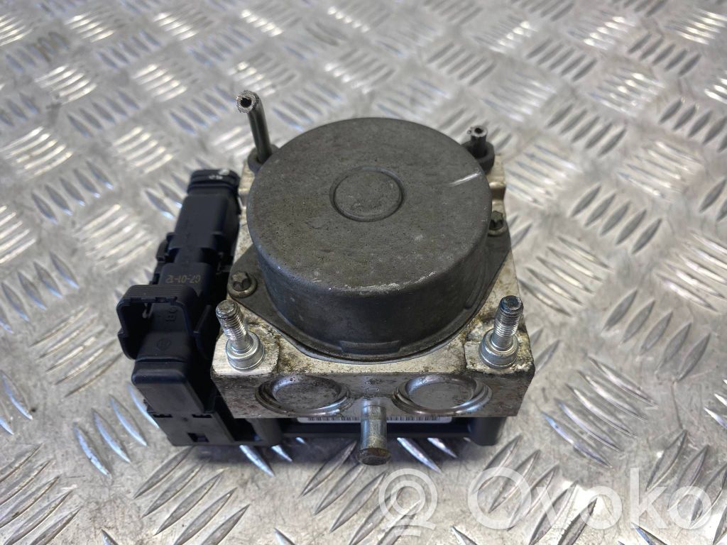 Nissan Micra ABS bloks 