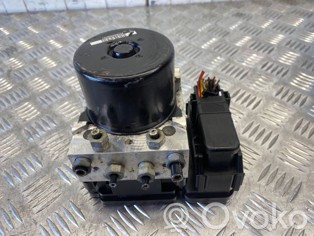 Volvo V40 ABS Blokas 
