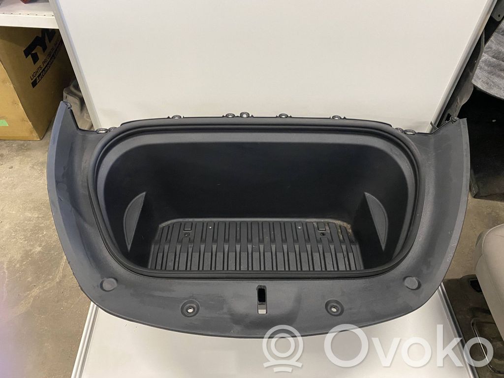 Front trunk storage compartment   1494086,1494085,149408600B,149408500B