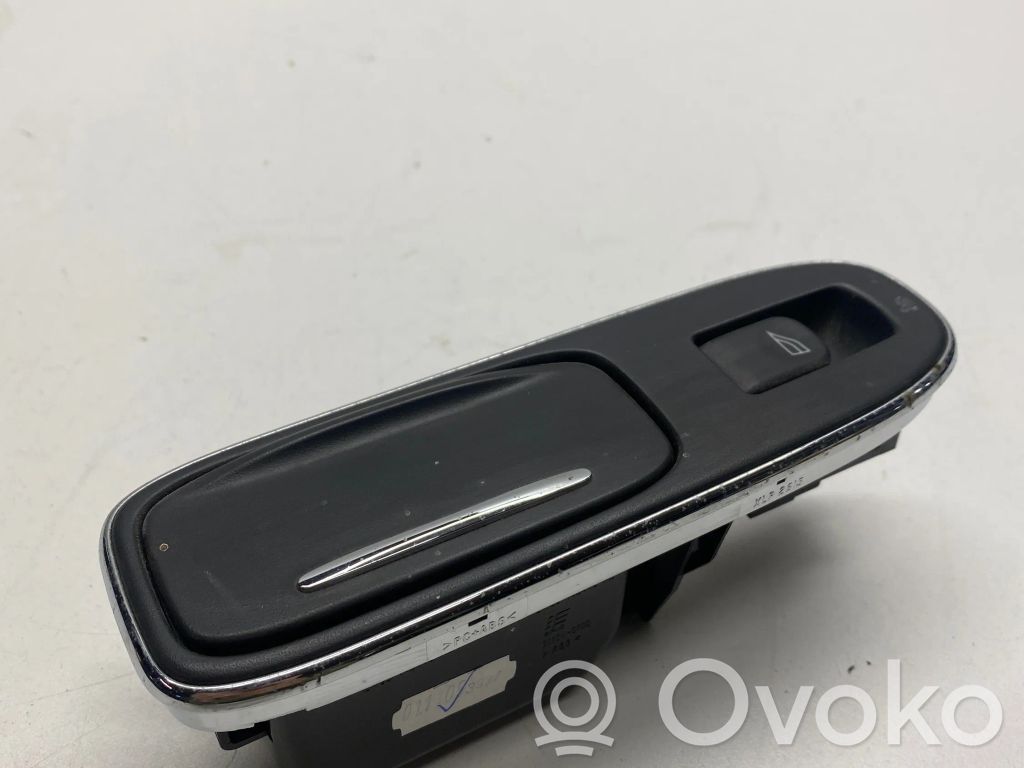 Jaguar XJ X350 Electric window control switch 