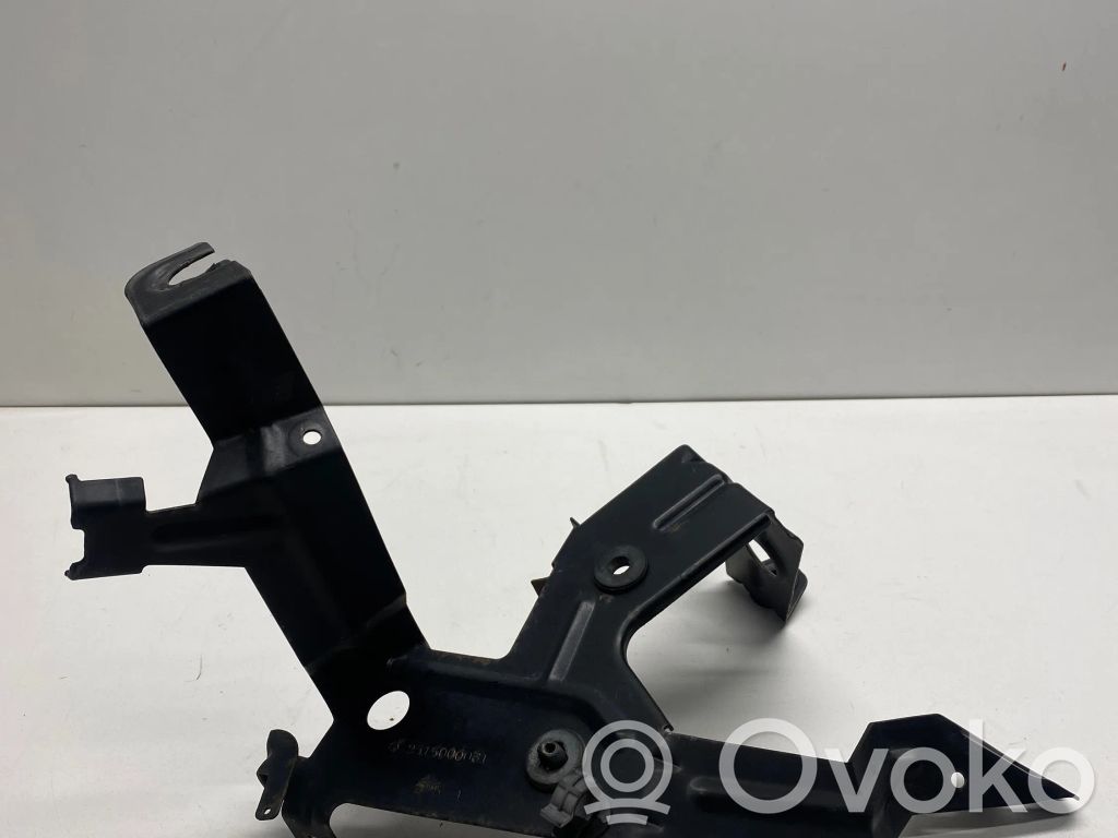 Mercedes-Benz R W251 Other engine bay part 