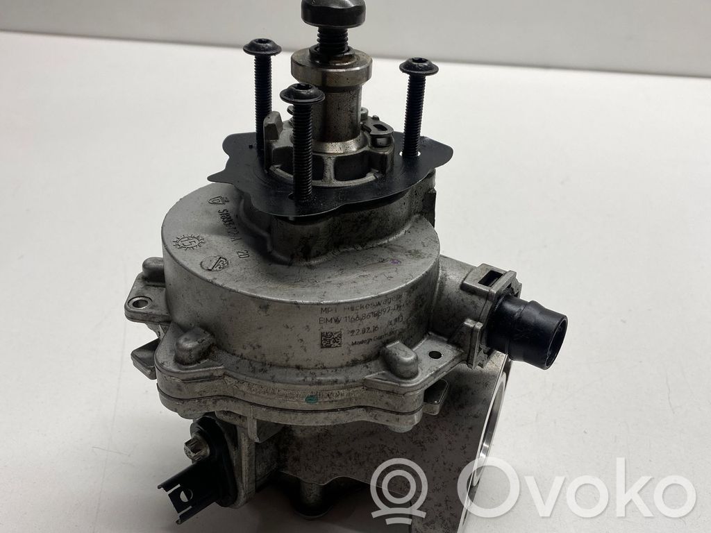 BMW 5 F10 F11 Vacuum pump 