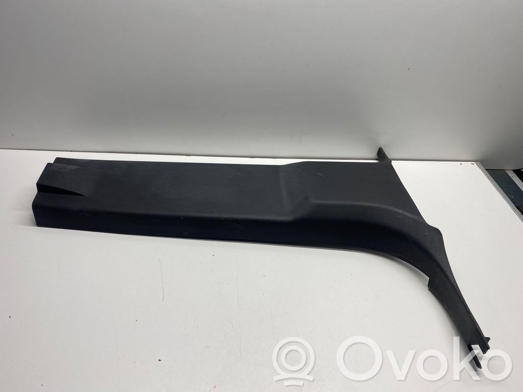Dodge RAM (B) pillar trim (bottom) 