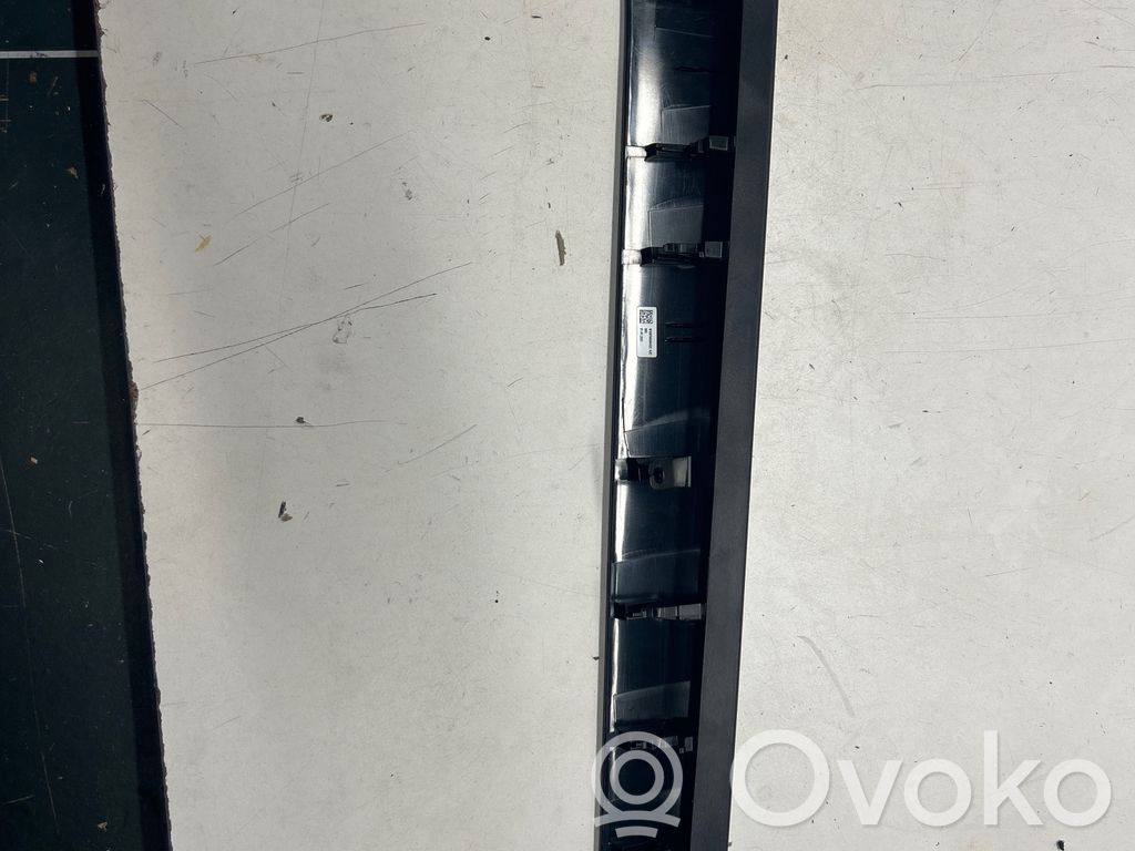 Panelės apdaila   5FB858452C