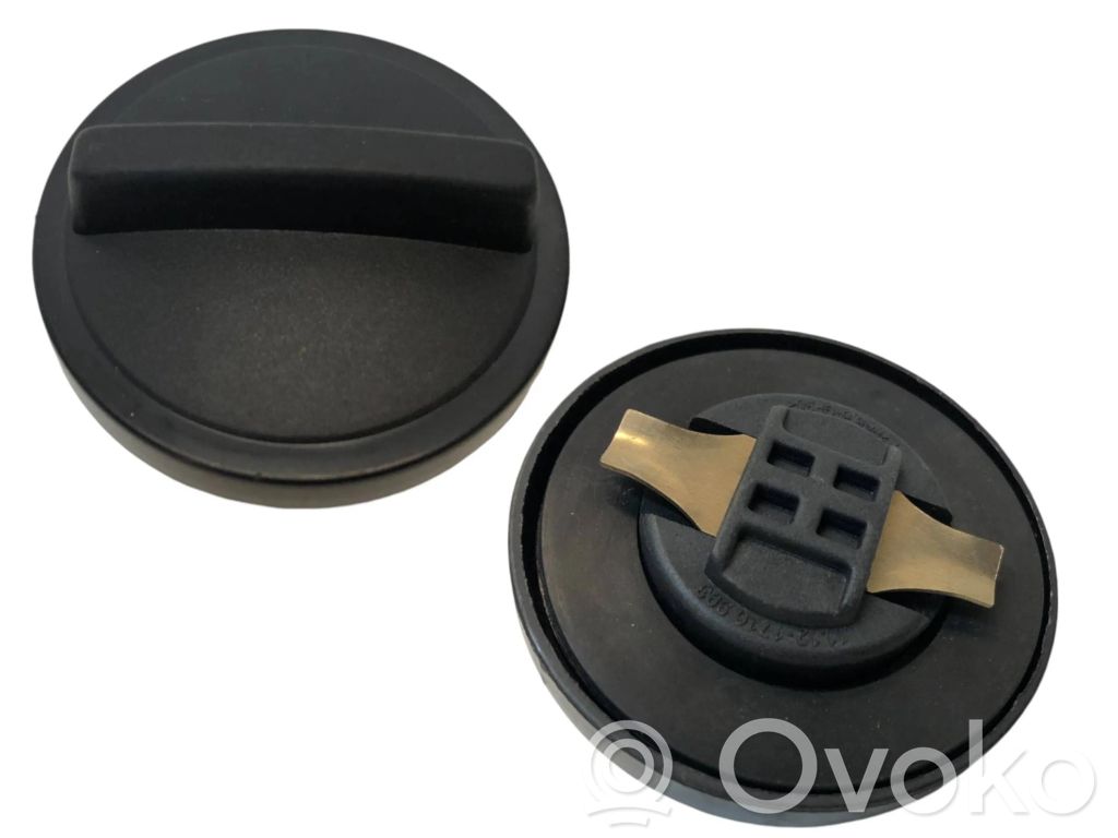 BMW 3 E30 Крышка от отверстия для залива масла 