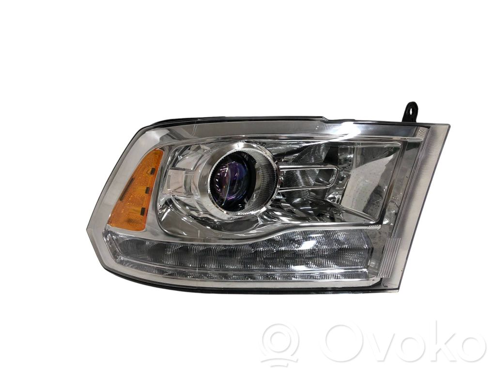 Dodge RAM Phare frontale 
