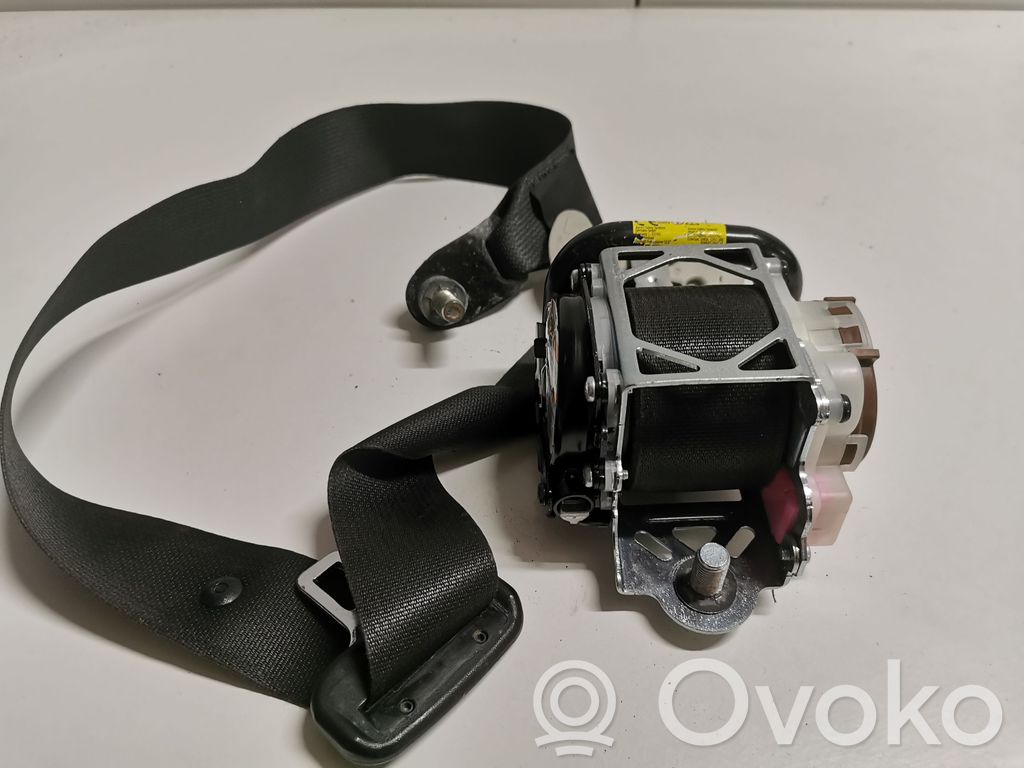Subaru Outback (BS) Cinturón delantero 