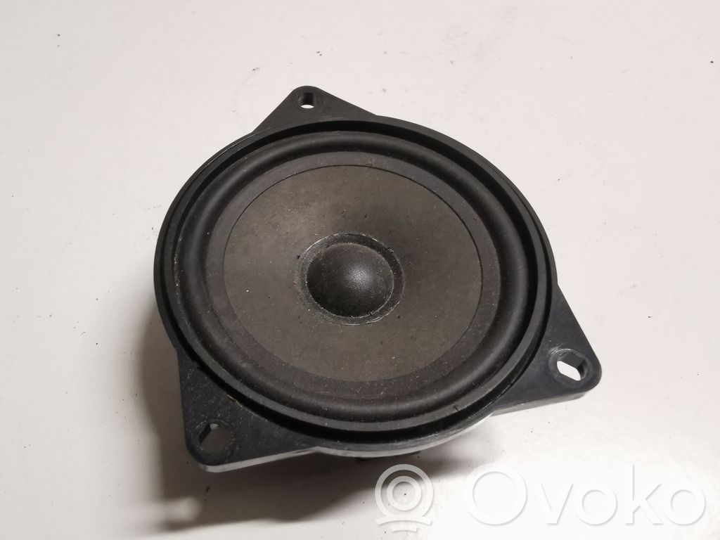 Etuoven kaiutin   6923174