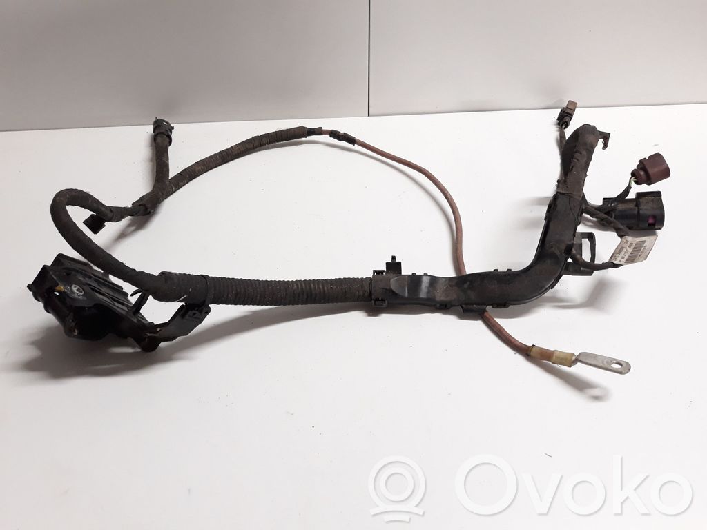Audi Q7 4M Cable positivo (batería) 