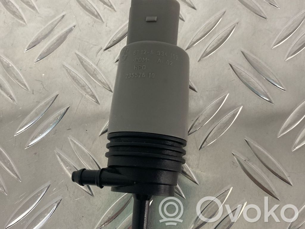 Windscreen/windshield washer pump   6934159