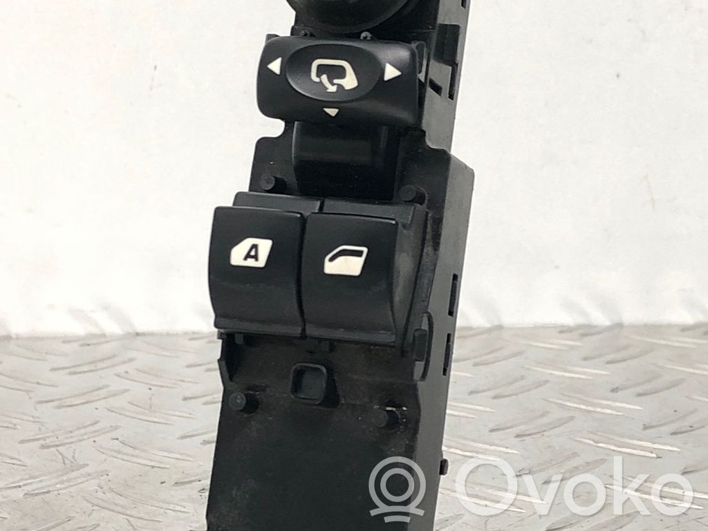 Electric window control switch   98012509XT