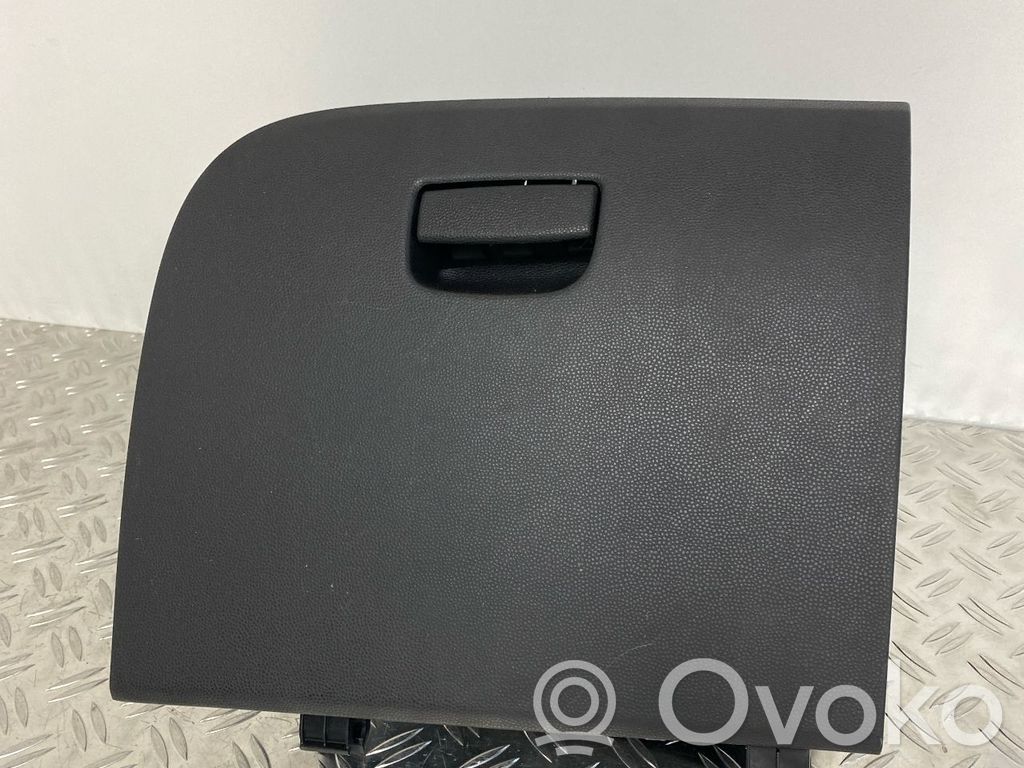 Glove box set   DR6164161